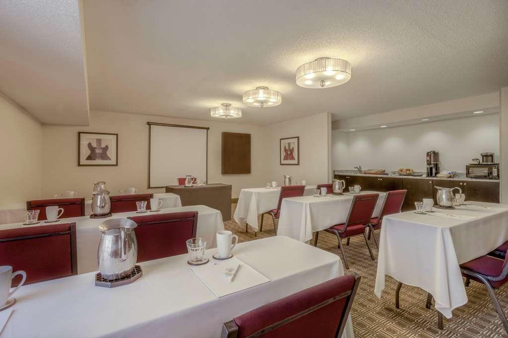 Doubletree Suites By Hilton Nashville Airport Удобства фото