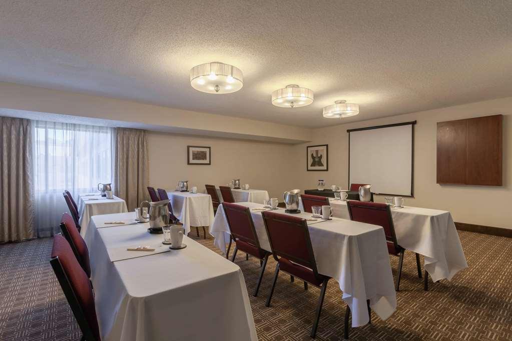 Doubletree Suites By Hilton Nashville Airport Удобства фото