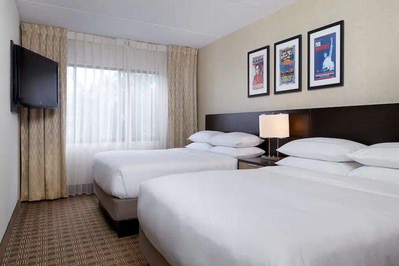 Doubletree Suites By Hilton Nashville Airport Экстерьер фото