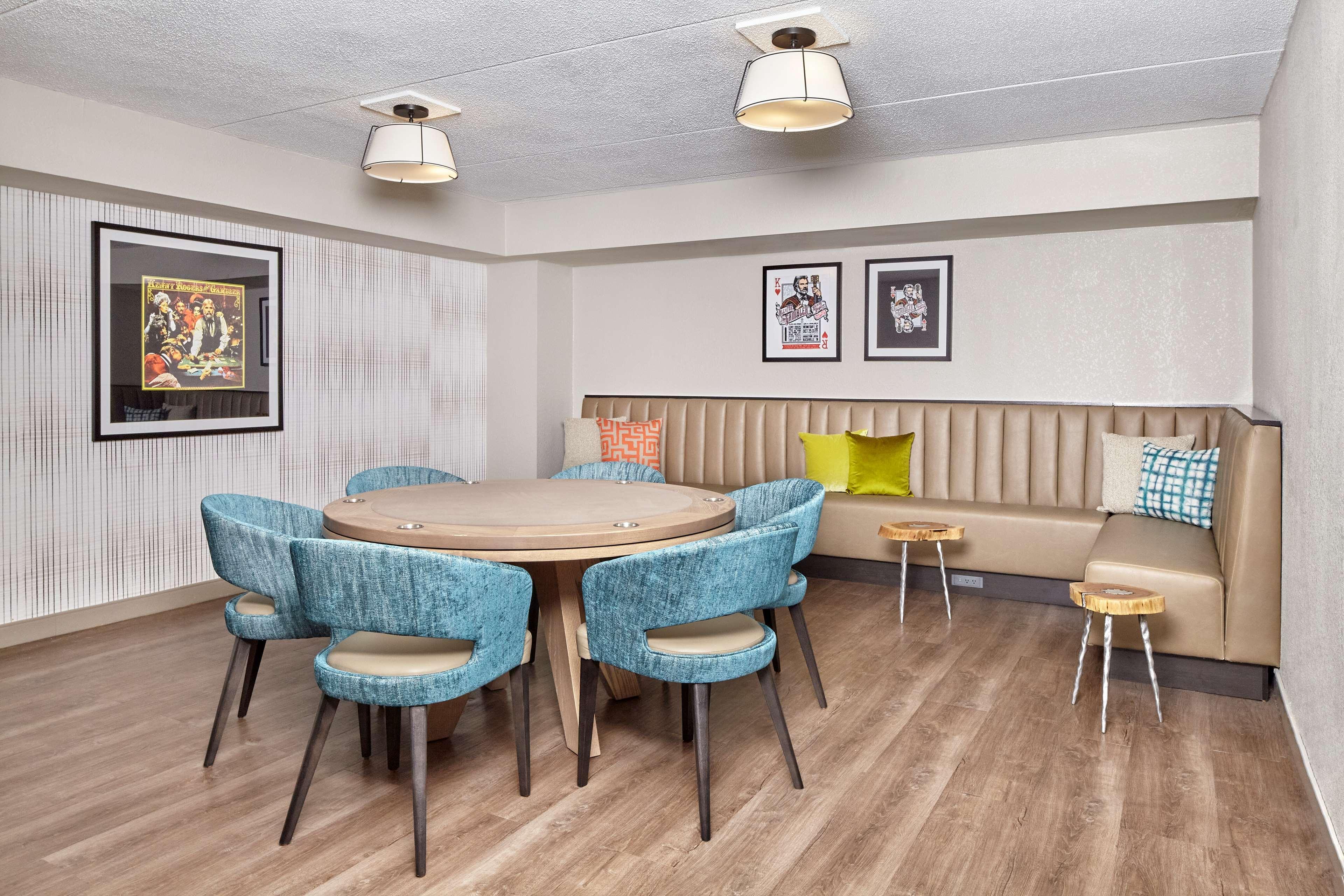 Doubletree Suites By Hilton Nashville Airport Экстерьер фото