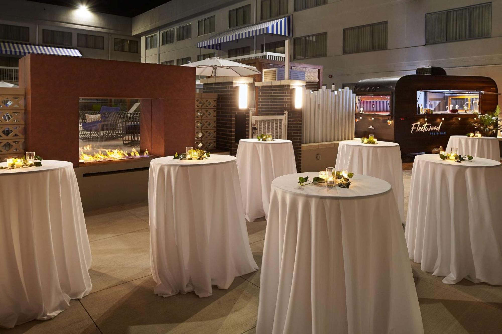 Doubletree Suites By Hilton Nashville Airport Экстерьер фото