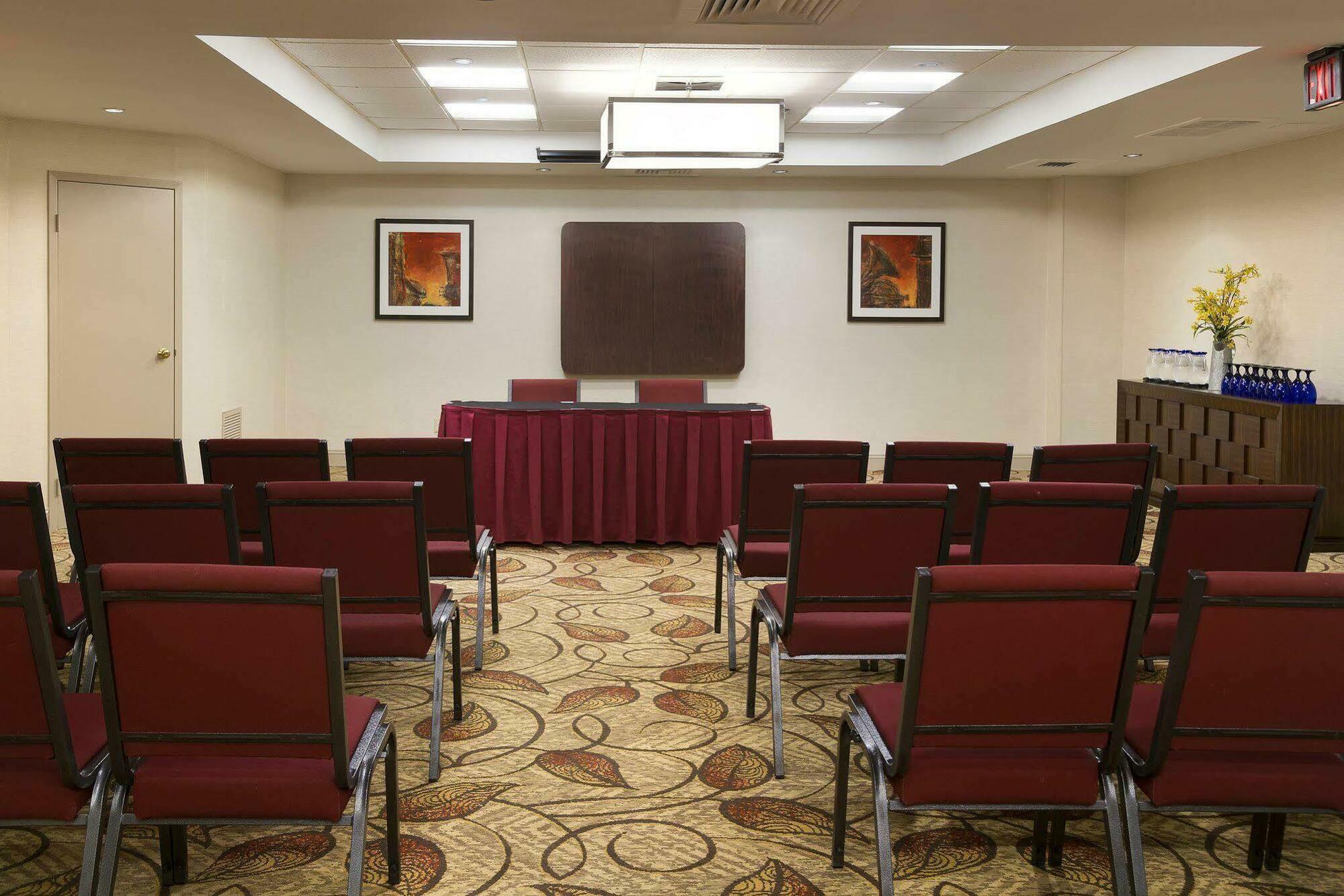 Doubletree Suites By Hilton Nashville Airport Экстерьер фото
